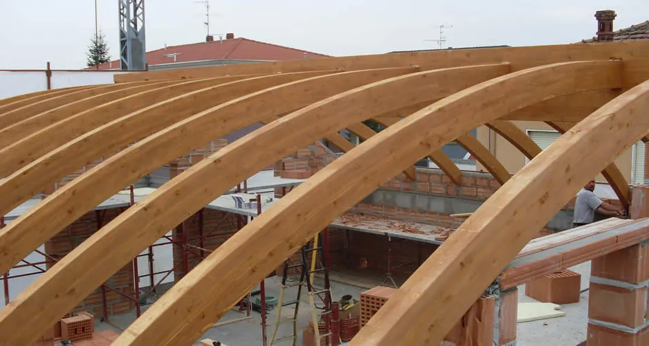 Tecnowood Brescia, il tetto in legno è sicuro?