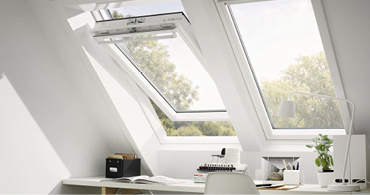 Tecnowood Lonato del Garda finestra per tetti manuale a bilico